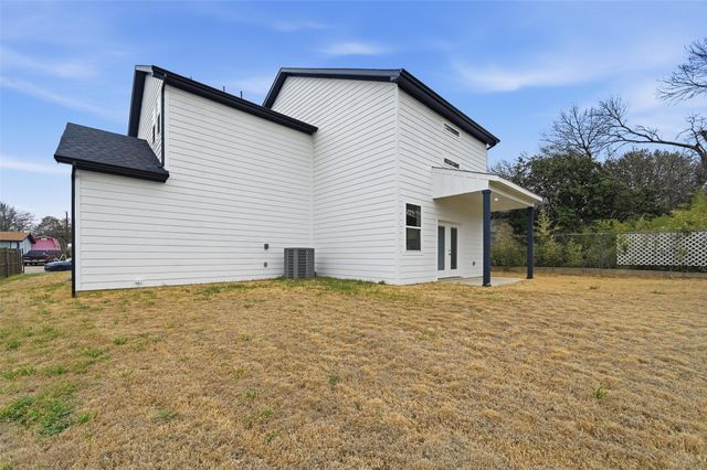 4448 Marcell Avenue, Dallas, TX 75211