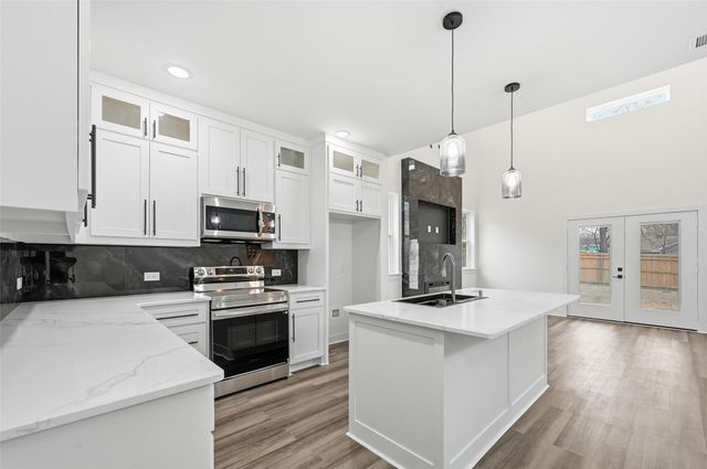 4448 Marcell Avenue, Dallas, TX 75211