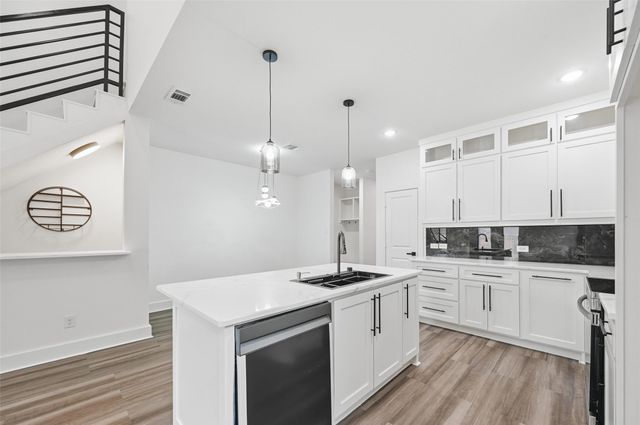 4448 Marcell Avenue, Dallas, TX 75211