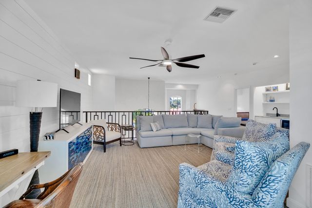 1220 Coventry Lane, Vero Beach, FL 32967