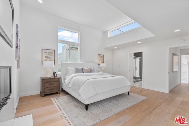 28 Westwind Street, Marina Del Rey, CA 90292