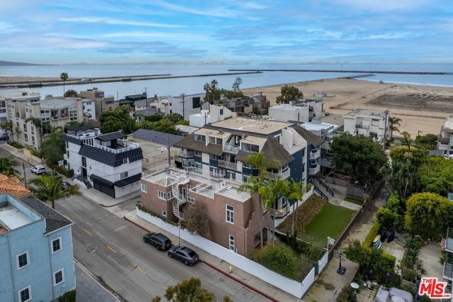 28 Westwind Street, Marina Del Rey, CA 90292