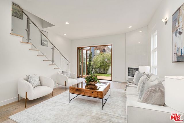 28 Westwind Street, Marina Del Rey, CA 90292