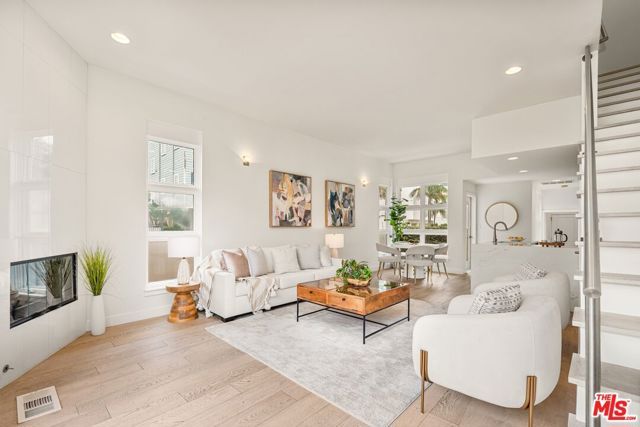 28 Westwind Street, Marina Del Rey, CA 90292