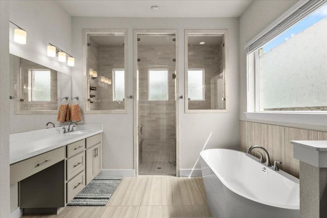 200 Great Lawn BND, Liberty Hill, TX 78642