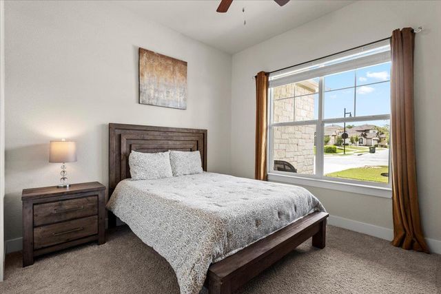 200 Great Lawn BND, Liberty Hill, TX 78642