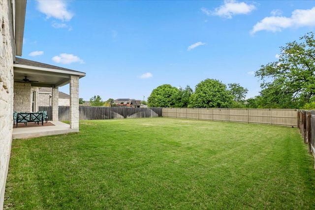 200 Great Lawn BND, Liberty Hill, TX 78642
