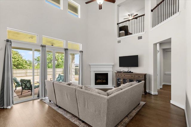 200 Great Lawn BND, Liberty Hill, TX 78642