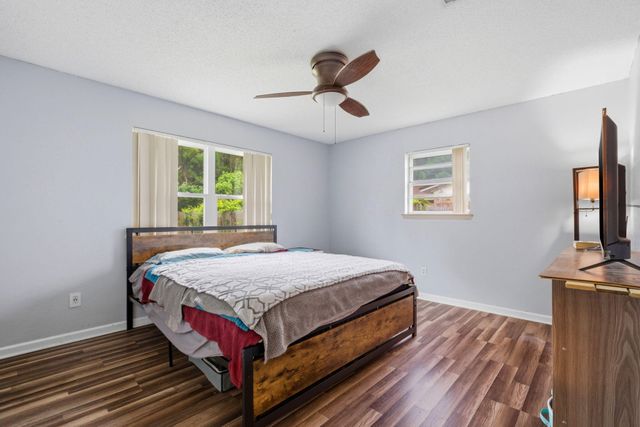 2623 Green Bay Avenue, Pensacola, FL 32526