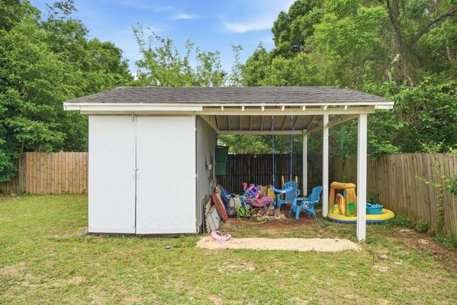 2623 Green Bay Avenue, Pensacola, FL 32526