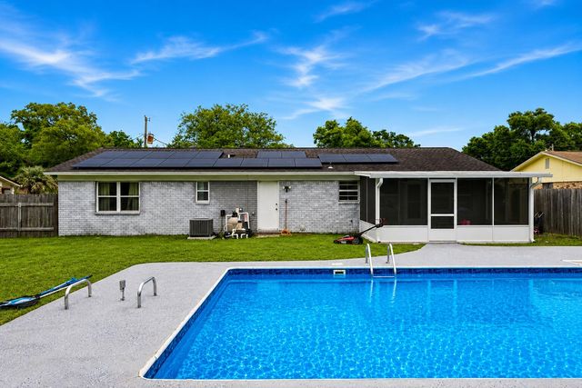 2623 Green Bay Avenue, Pensacola, FL 32526