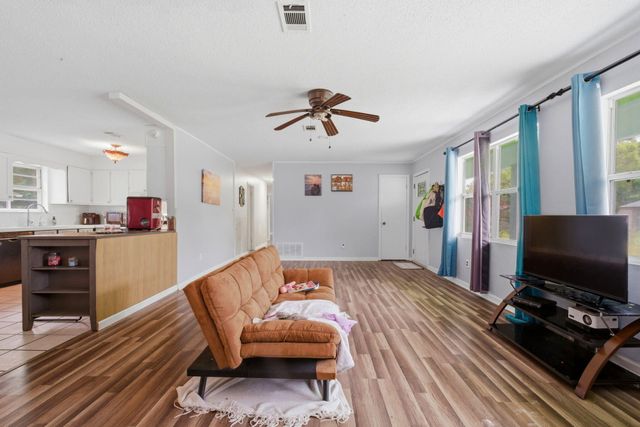 2623 Green Bay Avenue, Pensacola, FL 32526