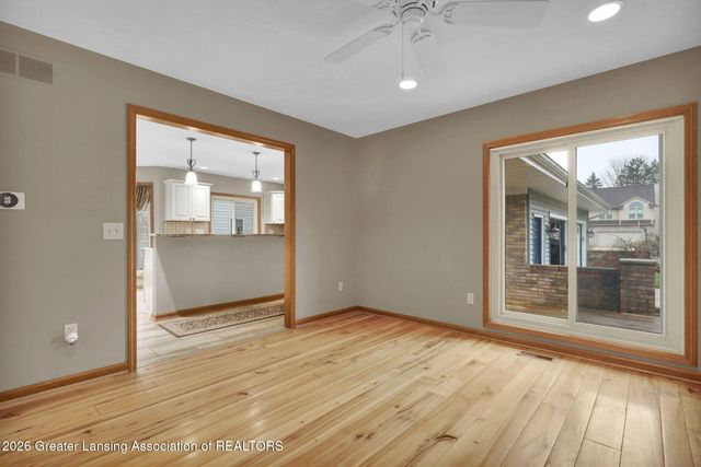 2861 River Pointe Drive, Holt, MI 48842
