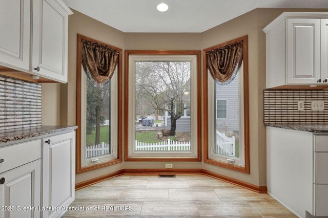 2861 River Pointe Drive, Holt, MI 48842