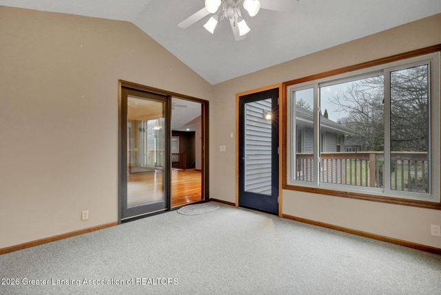 2861 River Pointe Drive, Holt, MI 48842