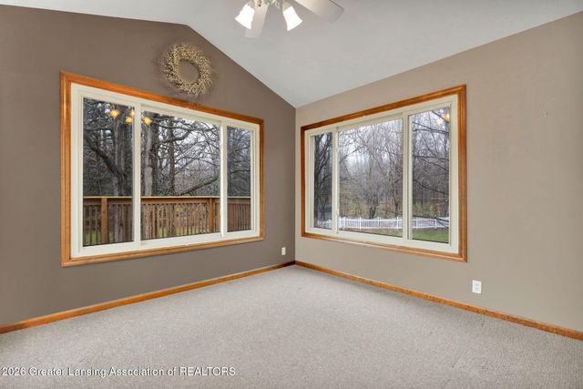 2861 River Pointe Drive, Holt, MI 48842