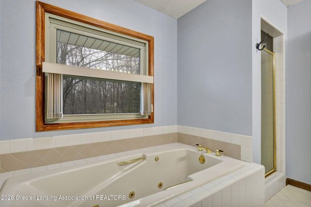 2861 River Pointe Drive, Holt, MI 48842