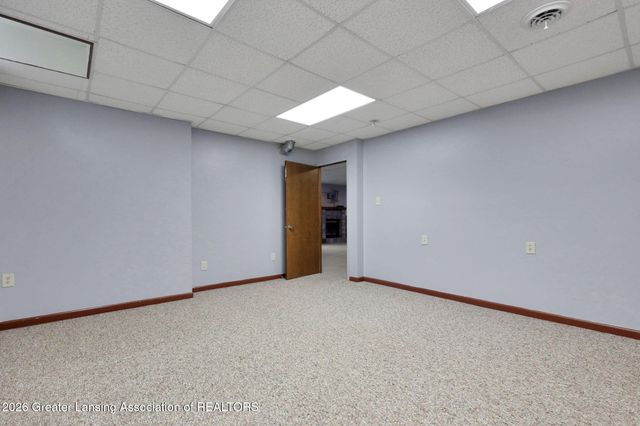 2861 River Pointe Drive, Holt, MI 48842