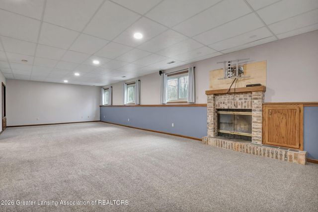 2861 River Pointe Drive, Holt, MI 48842