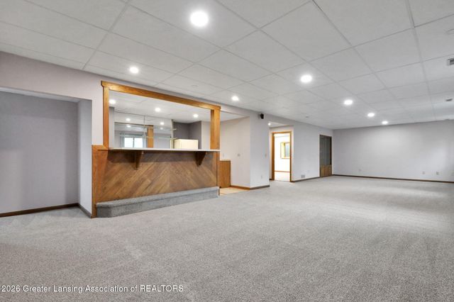 2861 River Pointe Drive, Holt, MI 48842