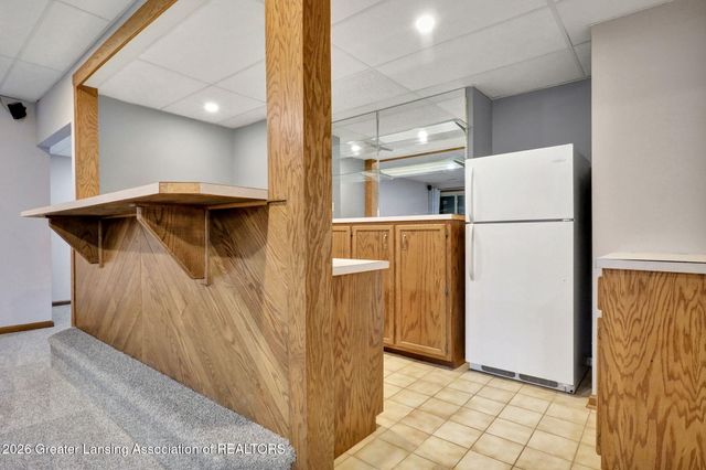 2861 River Pointe Drive, Holt, MI 48842