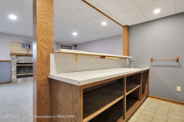 2861 River Pointe Drive, Holt, MI 48842
