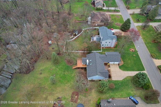 2861 River Pointe Drive, Holt, MI 48842