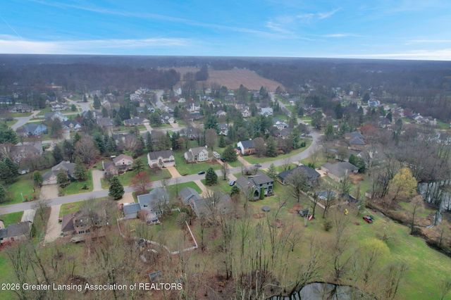 2861 River Pointe Drive, Holt, MI 48842