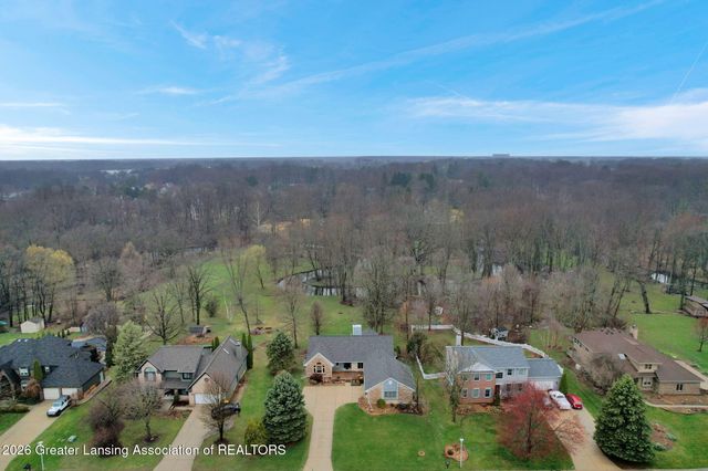2861 River Pointe Drive, Holt, MI 48842