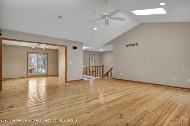 2861 River Pointe Drive, Holt, MI 48842