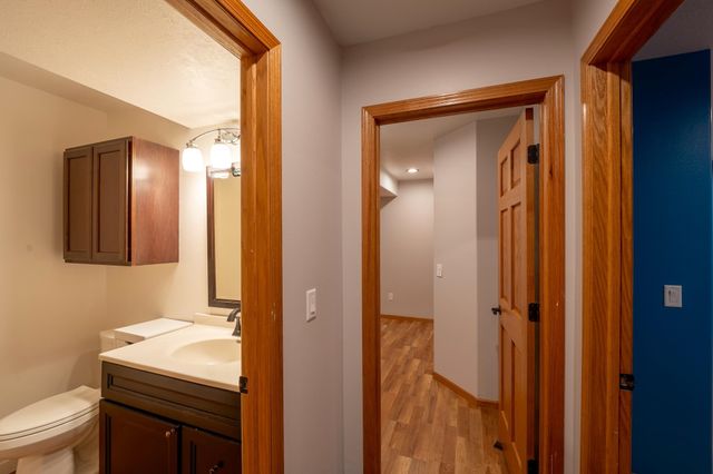 4725 SE 30th Ave SE, Minot, ND 58701