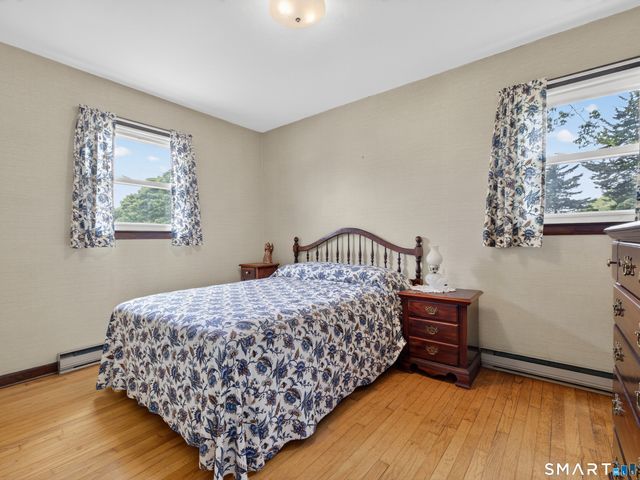 73 Warren Avenue, Groton, CT 06355