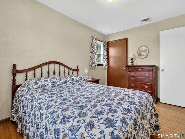 73 Warren Avenue, Groton, CT 06355