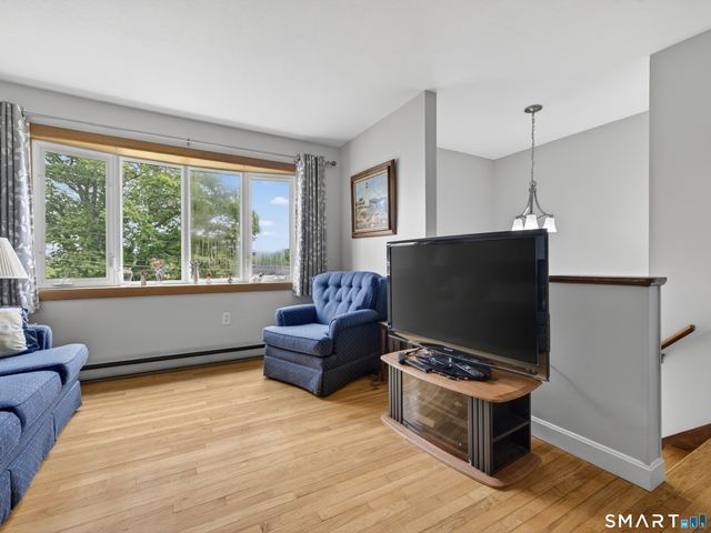 73 Warren Avenue, Groton, CT 06355