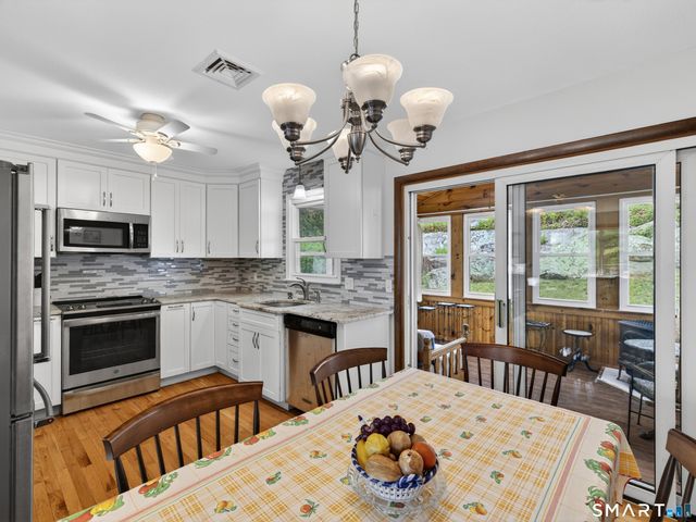 73 Warren Avenue, Groton, CT 06355