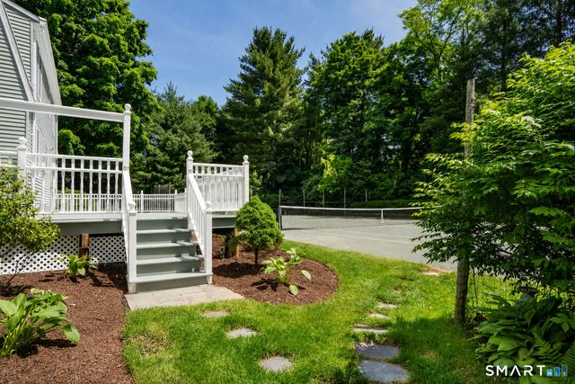 290 Old Farms Road, Simsbury, CT 06070