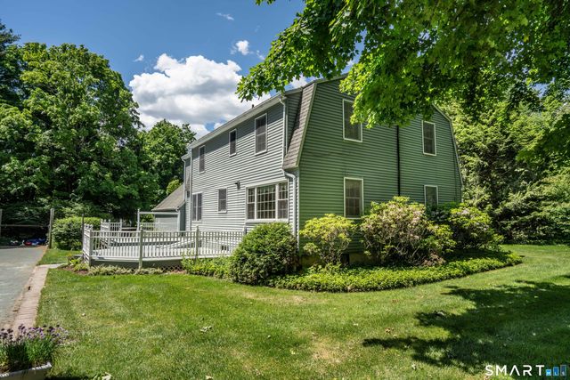 290 Old Farms Road, Simsbury, CT 06070