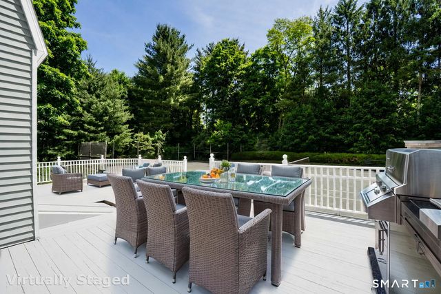 290 Old Farms Road, Simsbury, CT 06070