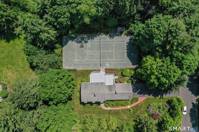 290 Old Farms Road, Simsbury, CT 06070