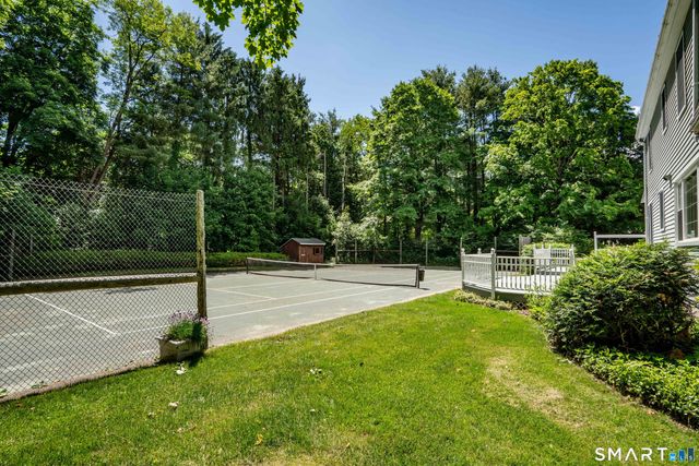 290 Old Farms Road, Simsbury, CT 06070