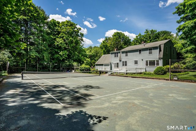 290 Old Farms Road, Simsbury, CT 06070