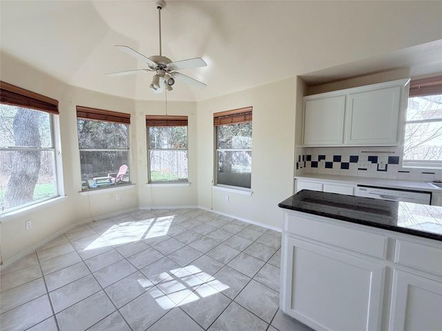 1904 Autumn Fire DR, Cedar Park, TX 78613