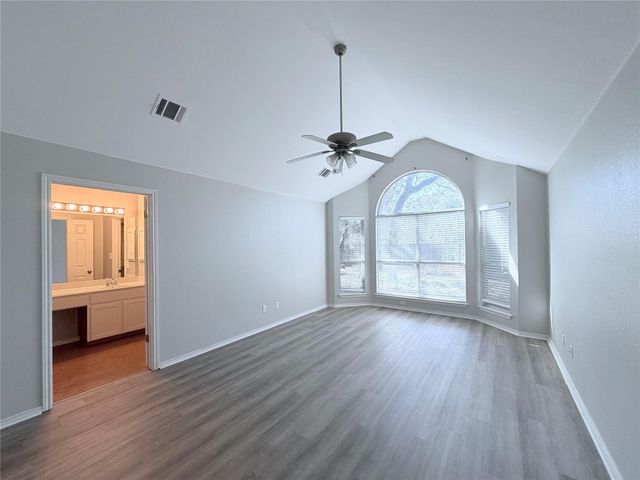 1904 Autumn Fire DR, Cedar Park, TX 78613