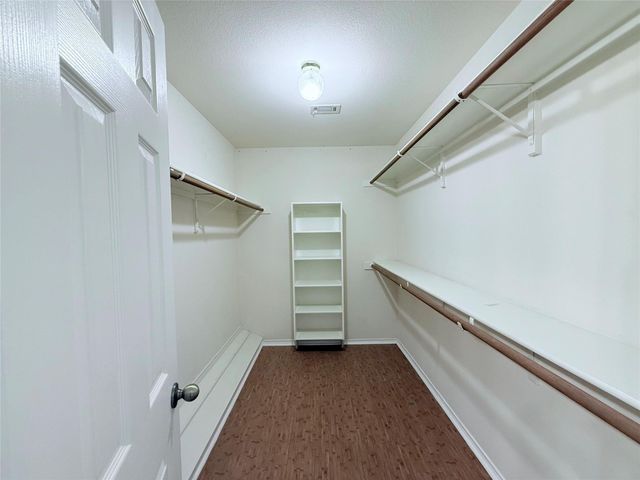 1904 Autumn Fire DR, Cedar Park, TX 78613