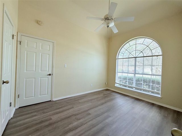 1904 Autumn Fire DR, Cedar Park, TX 78613