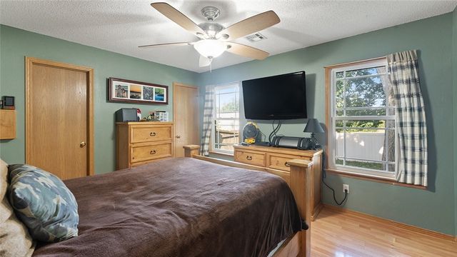 1210 Spring Street, Bentonville, AR 72712