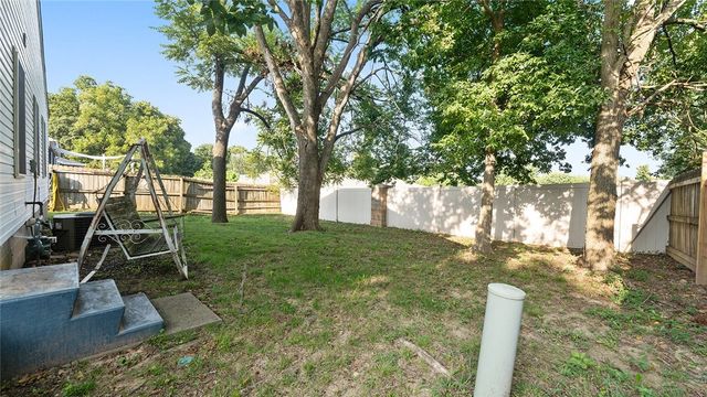 1210 Spring Street, Bentonville, AR 72712