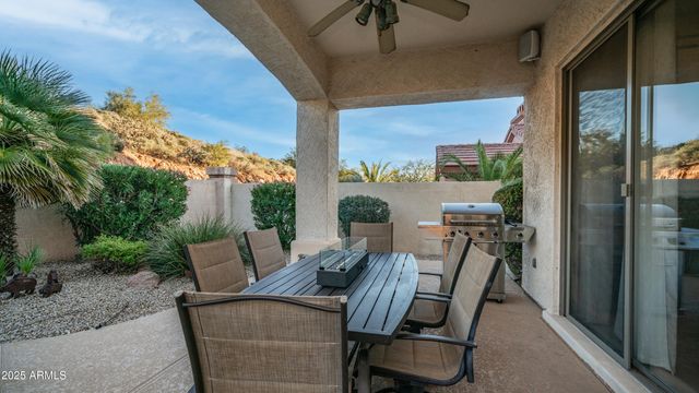 6334 E VIEWMONT Drive 17, Mesa, AZ 85215