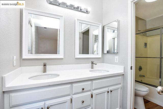 668 Miller Dr, Oakley, CA 94561