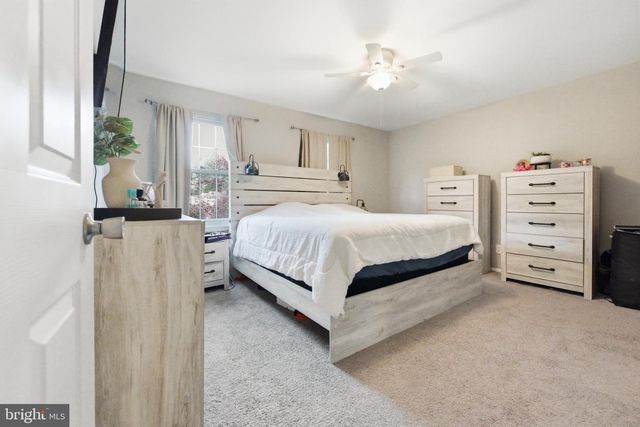 1 LILY CT, Atco, NJ 08004